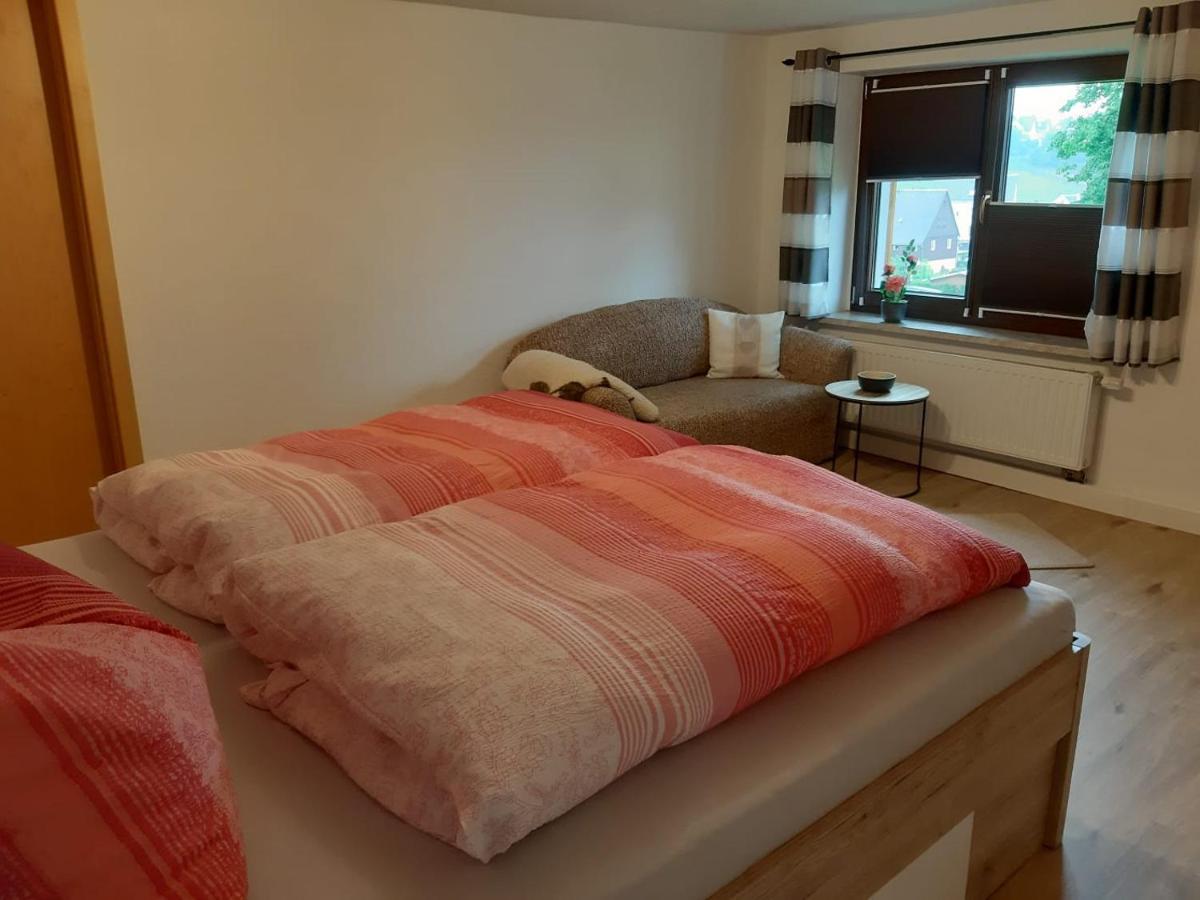 Familienfreundliche Ferienwohnung Zschorlau Exteriér fotografie